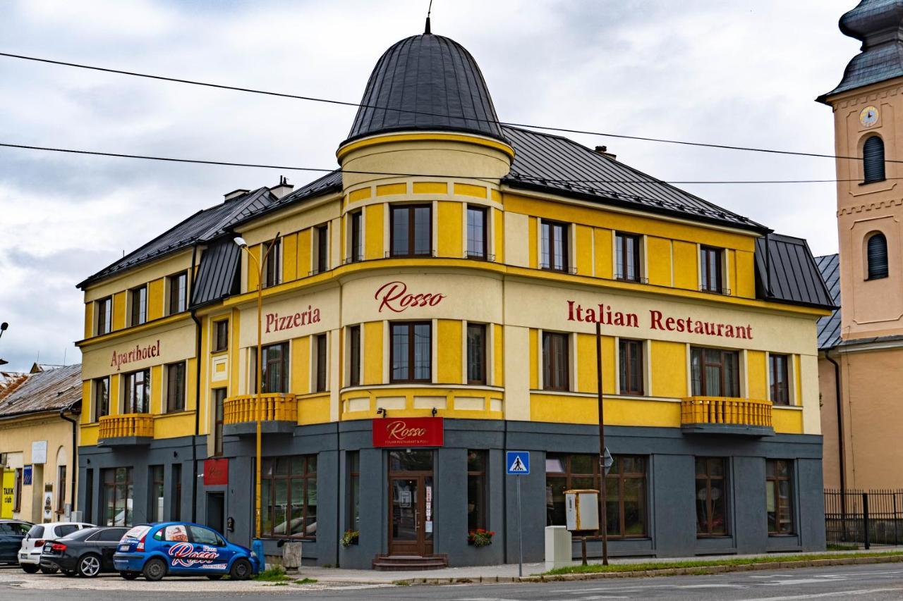 Rosso Aparthotel Michalovce Exterior photo